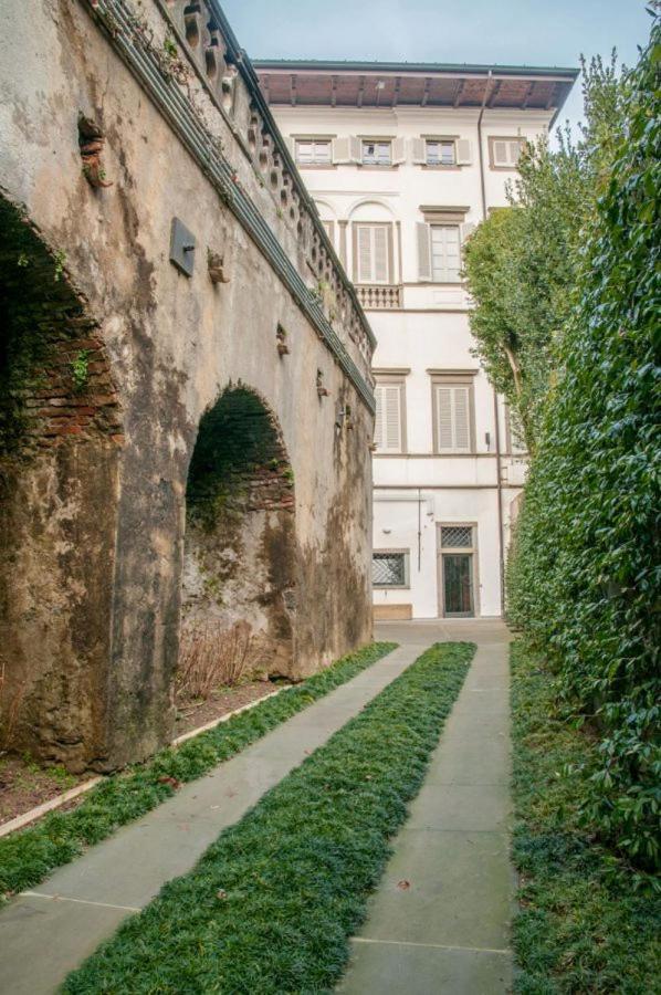 Art Gallery Suite Bergamo Luaran gambar